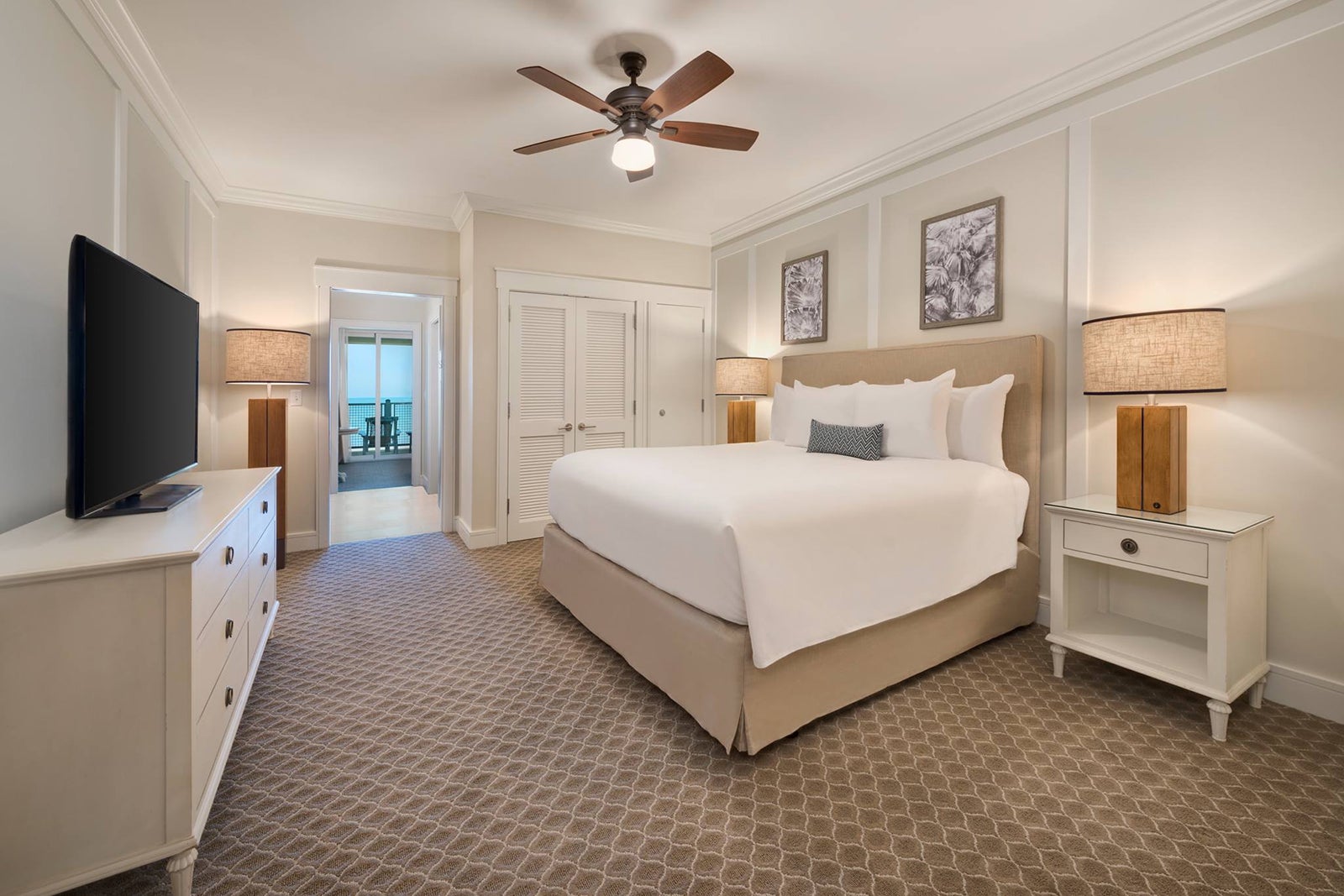 Jekyll Ocean Club hotel room