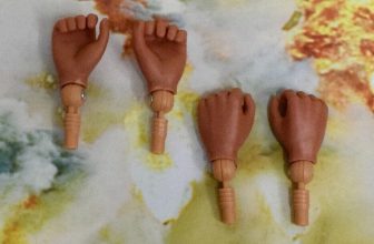 Vintage Action Man 40th Solder Sailor Pilot Adventurer Gripping Hands x 2 Pairs
