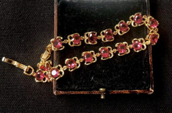 Vintage Style Jewellery Red Gemstones Bracelet 18K Gold Plated