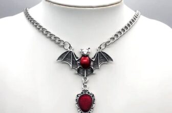 Stunning Gothic Vampire Bat Necklace Red Teardrop Halloween Jewellery Gift
