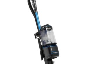 Shark Corded Upright Vacuum, Lift-Away – Refurbished [NV602UK] Bagless