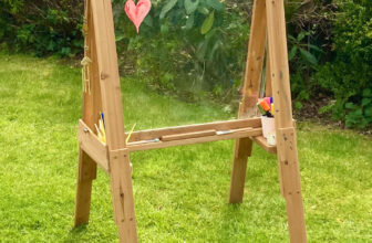 Children’s Wooden Outdoor Easel for Early Years Painting Messy Mud Sensory Play