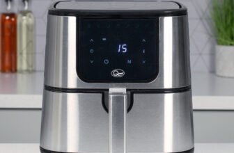 Quest 5.5 Litre Air Fryer / Rapid Flow Circulation Cooking / Non-Stick Coating