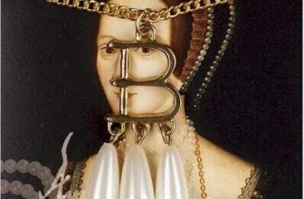 Anne Boleyn Faux 3 Pearl Necklace Tudors, Henry VIII Medieval Fancy Dress Party