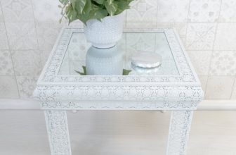 White Embossed Metal Glass Moroccan Style Side Table  (GZ448)