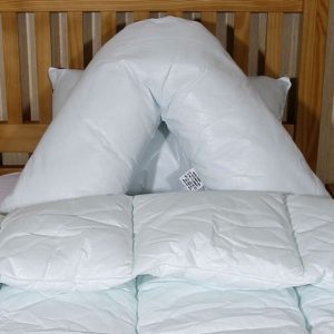 Comfortnights Easy care V shape wipe clean, Nursing pillow.