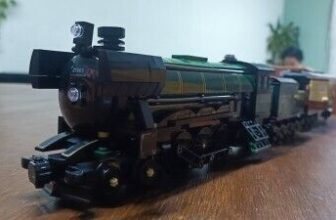 Emerald Classic Night Train Steam Train Building Blocks Set Large-Scale Gift Toy