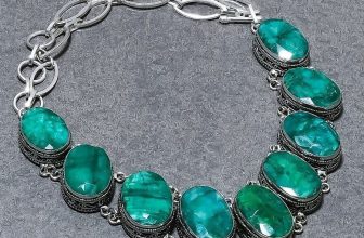 Faceted Sakota Mines Emerald Oval Shape Gemstone Vintage Jewelry Necklace 18″