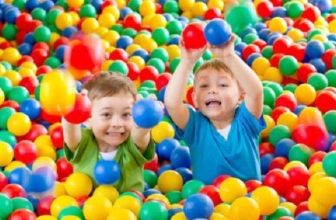 PLASTIC PLAY BALLS FOR CHILDREN BALL PITS POOL BOUNCY CASTLE MULTICOLOURED NEW