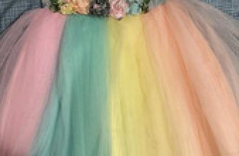 Girls pretty floral party occasion dress Size 7-8 years