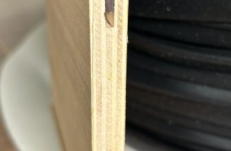 12MM T TRIM BLACK FLAT FACED 10 METRE ROLL OF FURNITURE KNOCK ON EDGING T BAR