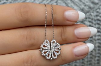 Women Four Leaf Clover Stainless Steel Necklace Magnetic Folding Heart Gifts