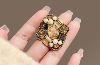 Luxury Vintage Pearl Rhinestone Brooches Versatile Shiny Corsage Jewelry Gifts