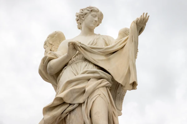 An angel holds the cloth representing the Veil of Veronica. Credit: Daniel Ibáñez/CNA