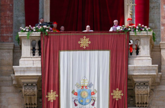 ‘A pope for the poor’: UK leaders pay tribute to Pope Francis