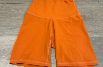 NVGTN Athletic Knit Yoga Shorts Women’s Size M Orange Elastic Waist Nylon Blend