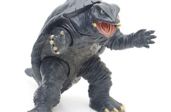 Gamera 14cm Action Figure Toy – Collectible Monster Figure for Fans