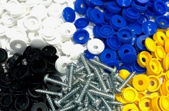NUMBER PLATE FITTING KIT SCREWS & CAPS BLACK BLUE WHITE YELLOW MUTI LISTING