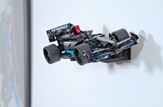Wall Mount for LEGO 42165 Mercedes AMG F1 W14 E Formula 1 Technic Gecko Bricks