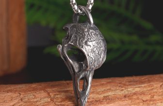 Gothic Norse Odin Raven Skull Pendant Necklace – Vintage Punk Rock Jewelry for M