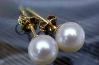 PERFECT AAA++ NATURAL REAL WHITE ROUND PEARL STUD EARRINGS 14K GOLD