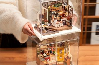 Rolife ROKR Miniature House Dust Proof Display Box DF03L （No product included）