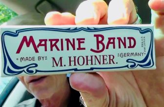 amazingly fun blues harmonica rhythm for beginners (NOT a shuffle)