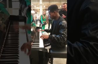 Boogie Woogie Piano Gets Lady In Green To Dance!