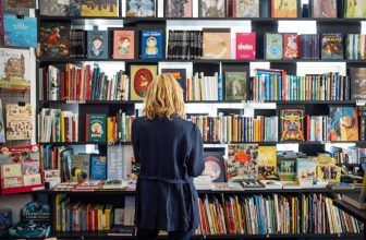 Community ‘Book Brigade’ Helps Small Business Move Locations