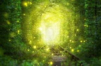 9 Easy Ways to Celebrate Beltane This Spring!