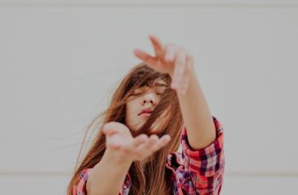 10 Beliefs We Often Hold On to Long After it’s Time to Let Go