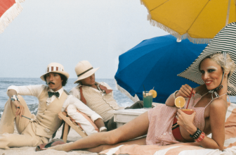 A star-studded new documentary explores the life of legendary fashion icon Antonio Lopez – Discover great gay stories.