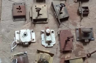 Vintage old Antique Brass & Iron Cabinet Cupboard Locks Keys Working sold single