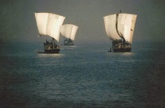 sailing together is much safer !