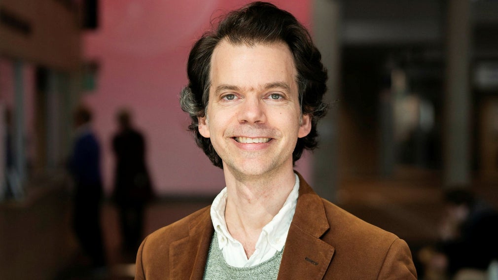 Pontus Wiegert forskar om hur och varför sångröster förändras med ökad ålder.