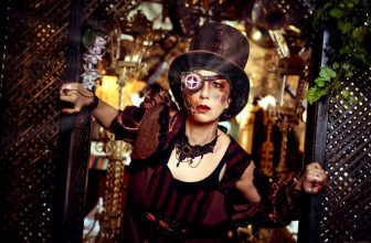 Ursula Strauss Portrait and Steampunk 2019-02-13