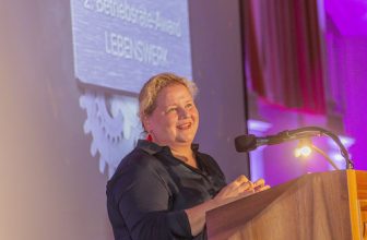 2.Betriebsräte Award_Laudatorin Korinna Schumann