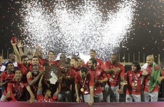 Bougherra get The Qatar Stars League soccer 2012 with Lekhwiya for the second time