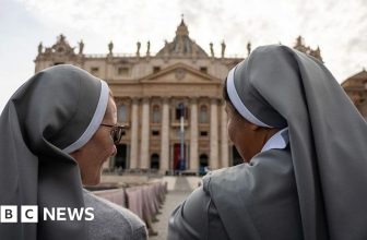 A hushed Rome reckons with Pope Francis’s death