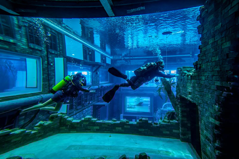 Deep Dive Dubai indoor activities in dubai