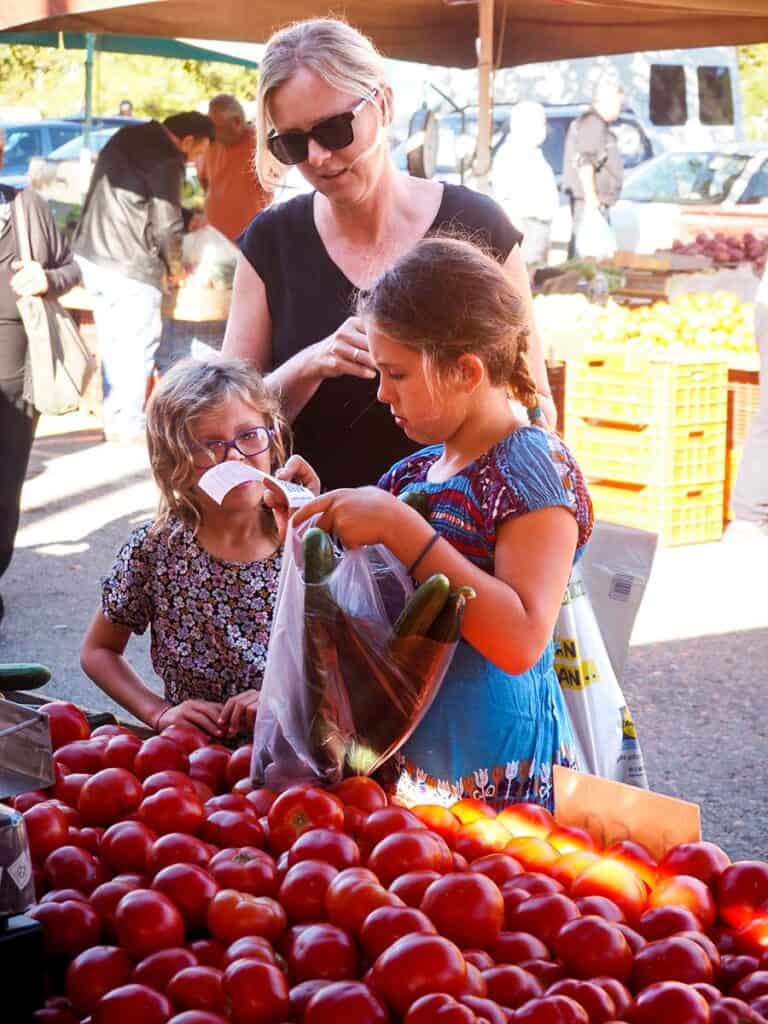 Worldschooling - travel and learn in Greece