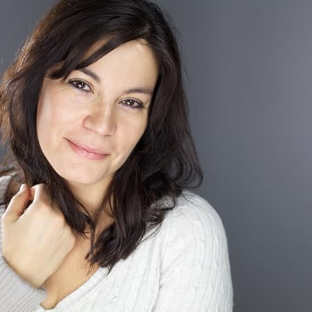 Laetitia Mariani: Author Headshot