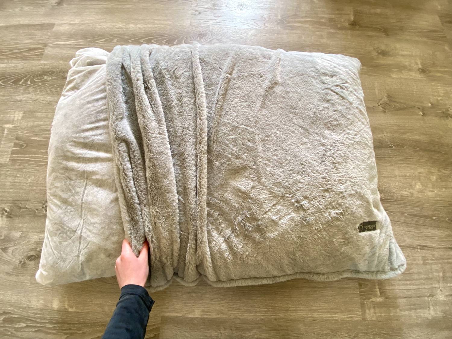 Nandog Super Cloud Pillow Bed Review - taking cover off bed