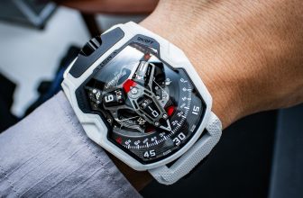 Hands-On: Urwerk UR-230 Polaris Watch