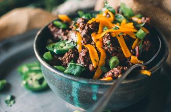 Delicious Venison Chili Recipe with a Twist