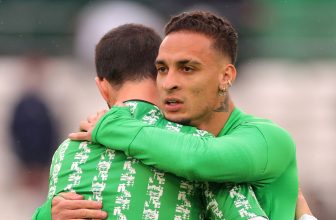 Antony blames personal issues for failing to make the grade at Manchester United – Man United News And Transfer News