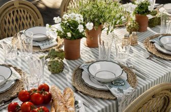 10 Dinner Party Hacks That Make Hosting So Much Easier