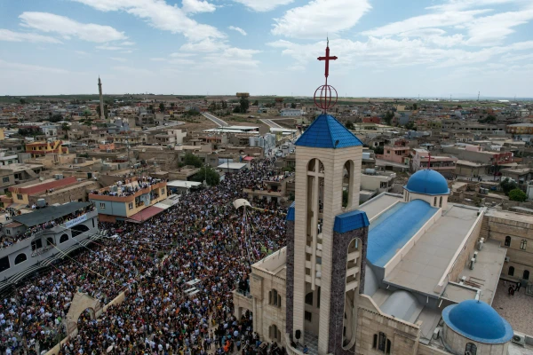 The streets of Qaraqosh, Iraq — also known as Baghdeda — were filled with joy as residents celebrating Palm Sunday 2025 carried olive branches and palm fronds in a grand procession of nearly 20,000 Christians. Credit: Ismael Adnan/ACI MENA