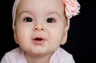 50 French Girl Names That Are Unique, Chic, & Feminine