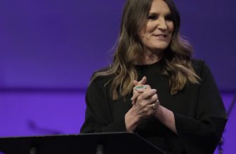 4 Ways to Study with Jen Wilkin This Year